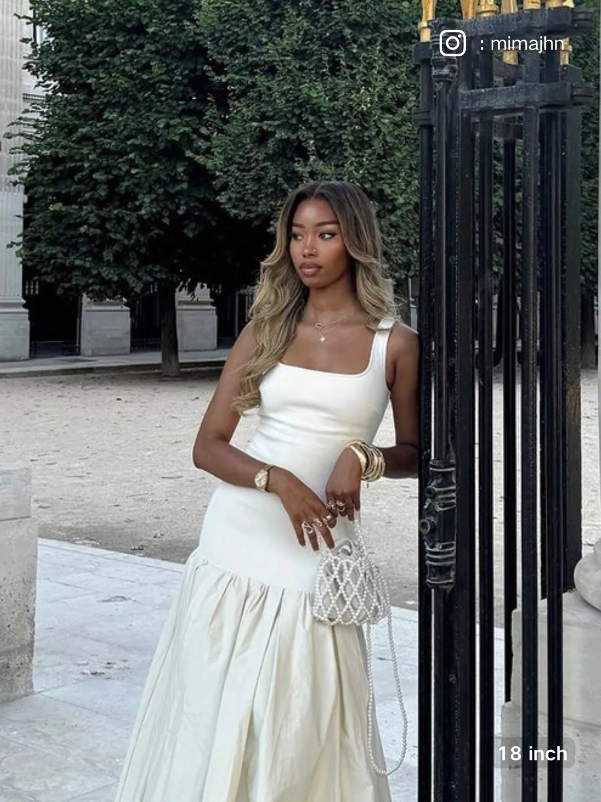 Crystiana blonde wig with dark roots and natural dimension