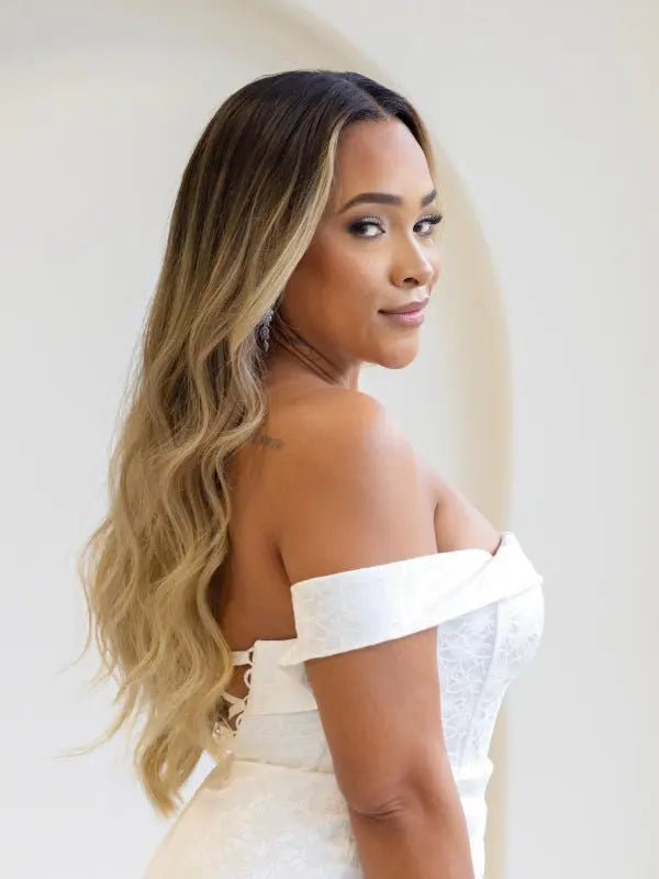 Honey blonde ombre wig with natural highlights