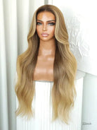 Blonde hair wig in wavy style – Luna